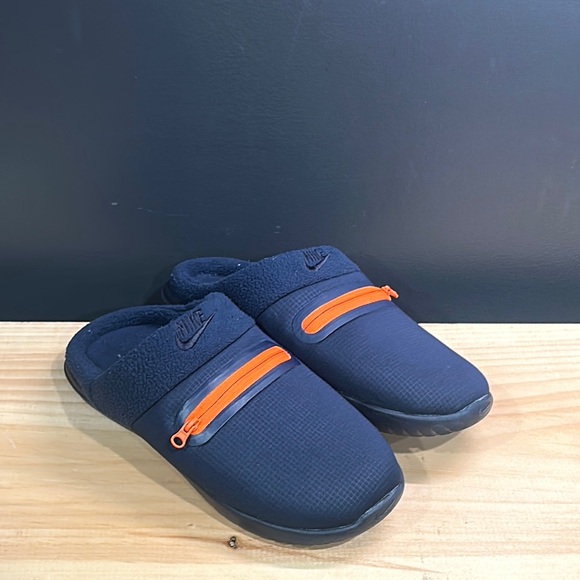 Nike Burrow Navy Blue Slippers with Orange Zipper - Picture 1 of 5